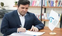 موکب خدمت‌رسانی صندوق بیمه حوادث طبیعی در مسیر مراسم تشییع برپا می‌شود