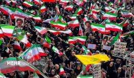 حضور پرشور دختران در اجتماع بزرگ «دختران جان‌فدای ایران»