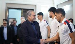 نقوی در دیدار با ملی‌پوشان: امیدوارم شما را به‌زودی در پاکستان ببینیم
