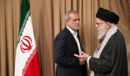 رهبر شهید انقلاب مانند کوه پشتیبان دولت بودند 