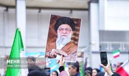 خیابان امام رضا(ع) مشهد در شور اربعین رهبر شهید