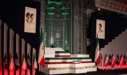 ادای احترام هیات‌ های بین‌المللی به پیکر پدر امت