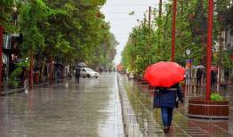 بارش باران و رعد و برق در اغلب مناطق کشور