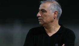 الهامی: ایراد از من است که بازی را نبردیم