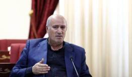 ۷۰ میلیارد تومان به قلعه‌نویی پاداش جام جهانی دادیم