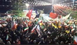 باران هم حریف حضور مردم گرگان نشد؛ میدان همچنان پرشور ماند