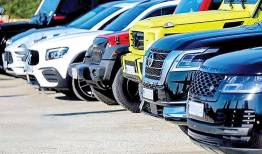 متغیرهای ارزی و سیاسی بازار خودرو را بهم ریخت