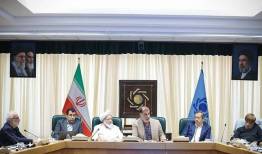 نشست مجمع تشخیص مصلحت با رئیس کل بانک مرکزی درباره بازار ارز