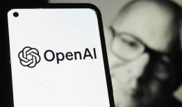 عصر جدید گوشی‌ها؛ از موبایل اختصاصی OpenAI چه چیزهایی می‌دانیم؟