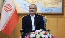 پزشکیان‌ به زیارت مزار رهبر شهید انقلاب رفت+عکس