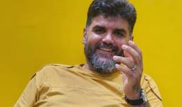 جنگ را از دل یک دفترچه خصوصی بازخوانی کردم