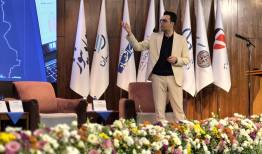 وصول نشدن ۱۵ میلیارد دلار درآمد نفتی؛ عامل مهم جهش نرخ ارز | گلوانی: حجم بازار غیررسمی ارز حدود ۳۰ تا ۴۰ میلیارد دلار است