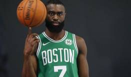 ستاره‌های NBA و NFL پسرعمو از آب درآمدند!