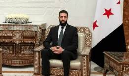 پاسخ الجولانی به گمانه‌زنی‌ها درباره حمله به حزب‌الله/ دمشق به دنبال توافق امنیتی با اسرائیل است/  توافق ما به معنای از دست دادن جولان نیست