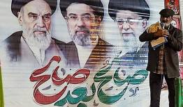 خلیلی: دل رزمندگان پای لانچرها به حضور مردم گرم است