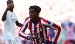 یک اخراج، کمر رئال را در دربی مادرید شکست/ سیمئونه عصای دست پدر شد