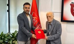 خلیلی حکم سرپرستی‌اش در پرسپولیس را از خوردبین گرفت