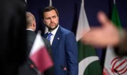 معاون ترامپ : ایرانی‌ها غیرقابل پیش بینی هستند