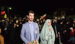 جشن ازدواج در راهپیمایی شبانه رامسر