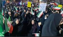 مردم گلوگاه در میدان