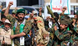 درخواست چین از ایران برای مهار حوثی‌ها در باب‌المندب