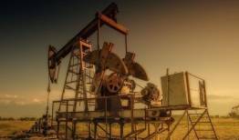 ذخایر نفت آسیا و اروپا به پایین ترین حد خود رسید