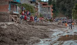 کشف سنگ ۱۷۰ میلیون ساله بعد از سیل نپال+عکس