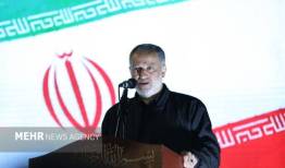 آقایی: مردم در بزنگاه‌ های تاریخی پای انقلاب ایستاده‌اند