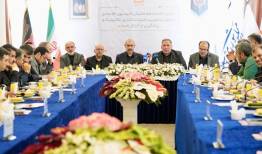 نشست مشترک وزیر اقتصاد و کمیسیون اقتصادی مجلس
