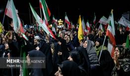 سی‌وهفتمین شب خون‌خواهی در گرگان؛ اجتماع زیر باران