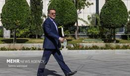 صرفه‌جویی ۲۲ همتی منابع دولت از محل حذف پست‌های اداری موازی