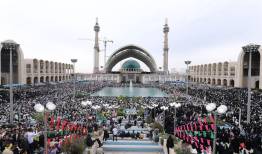 سه تصویر از آخرین حضور رهبر شهید انقلاب در مصلی تهران 