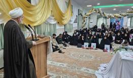 پورذهبی: دختران شهدا سرمایه‌های معنوی کشور هستند