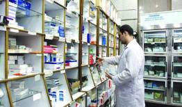 زنگ خطر کمبود کاذب دارو؛ داروخانه مرکز خیریه نیست!