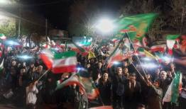 میدان‌داری مردم زادگاه رهبر کبیر انقلاب در شب چهل و هفتم حماسه