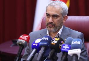 تاکید وزیر بر حمایت از تولید و بنگاه‌های اقتصادی 