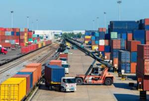وعده تردد 1000 کامیون از بازرگان محقق می‌شود؟