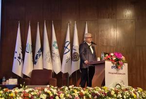 زنگ خطر در اقتصاد دیجیتال به روایت چیت‌ساز | رشد اقتصاد دیجیتال در ایران، ناشی از توسعه اقتصاد پلتفرمی بوده نه زیرساختی!