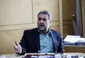 فلاحت‌پیشه: تفاهم ایران و آمریکا یک «کاغذ مچاله» شده است | عده ای با حیثیتی کردن تنگه هرمز در دام تندروها افتادند