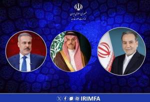 در گفت‌وگوی وزیران خارجه عربستان و ترکیه با عراقچی چه گذشت؟