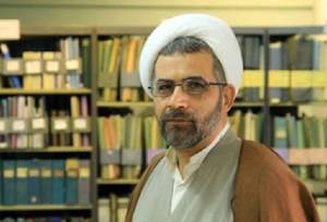 استاد تاریخ دانشگاه تهران: شکاف تکنولوژیک میان ما و جهان پیشرفته عمیق‌تر شده است | مجبور می‌شویم نفت بفروشیم، علم بخریم