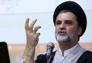 درخواست جنجالی نبویان در قم؛ واکنش حاضران چه بود؟ / نماینده مجلس از طرح یک مطالبه هسته‌ای خبر داد