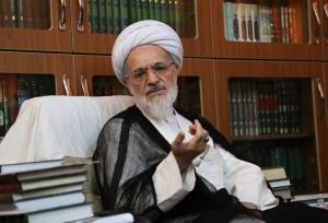 آیت‌الله بیات زنجانی: اسلام نباید با ترس و اجبار معرفی شود/  جامعه امروز به روحانیتی نیاز دارد که مسائل واقعی مردم را بشناسد