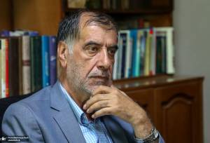 باهنر: دست برتر را در اختیار داریم/ از بن‌بستی که آمریکا در آن گرفتار شده استفاده کنیم/ تصور تداوم ابدی جنگ، خطای راهبردی است