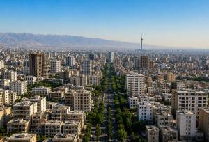 مسکن تهران روی مدار جنگ | قیمت هر متر مسکن در ۱۵ ماه دو برابر شد | کدام مناطق بیشترین رشد قیمت را داشتند؟+جدول