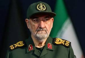 ۳ شرط ایران برای پایان جنگ اعلام شد | محسن رضایی: منتظر پاسخ ترامپ هستیم | ایران موشک ضدکشتی را نزدیک ناو هواپیمابر آمریکا آزمایش کرد