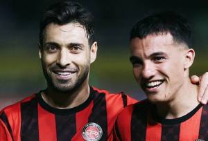 خلیل‌زاده: از سپاهان باهوش‌تر بازی کردیم/ پرسپولیس تیم خوبی دارد