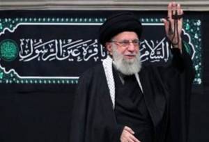 ماجرای قرضی که رهبر شهید انقلاب از یک فرمانده سپاهی گرفتند/ کرایه منزل، آب، برق و گاز را هم حضرت آقا پرداخت می‌کردند