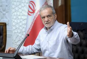 پزشکیان: ظرفیت‌های کشور برای تولید و تداوم اشتغال به میدان بیاید