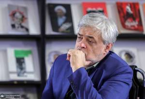 مهاجری: احمدی‌نژاد از نردبان اصولگرایی بالا رفت و در نهایت نردبان را انداخت + فیلم